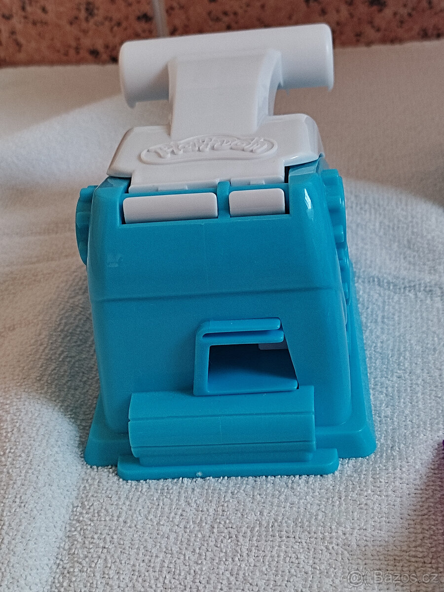 PLAY DOH VELKÁ TOVÁRNA NA ČOKOLÁDU - 10