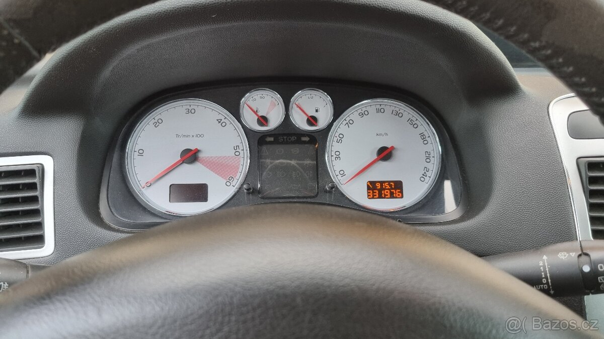 Peugeot 307 SW 1.6 HDi– STK 6/2027, bez koroze, odešlo turbo - 10