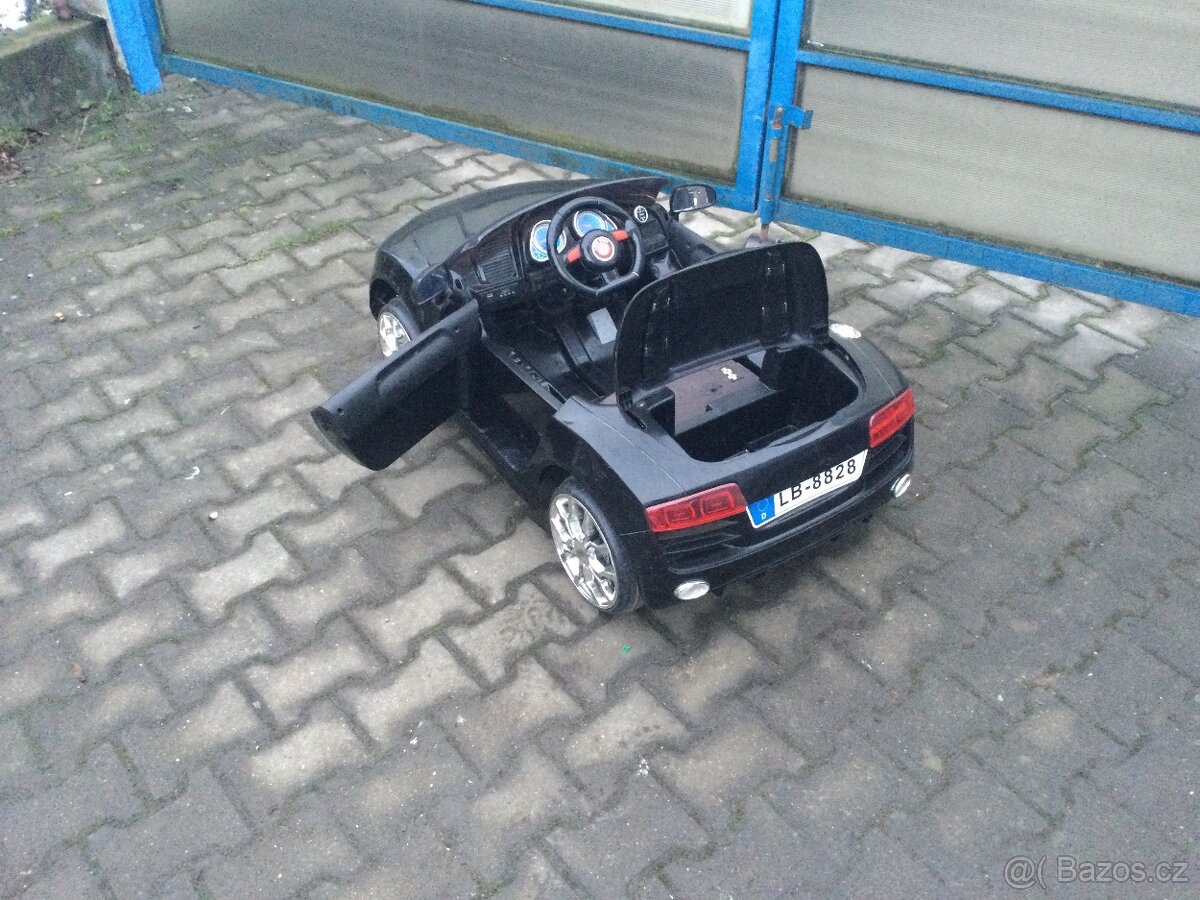 Dětské elektrické autíčko - 10