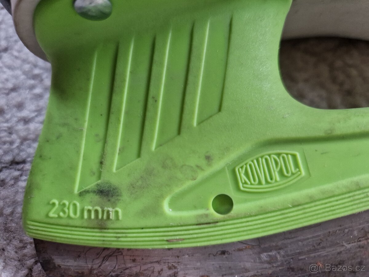 Dětské brusle CCM - 10