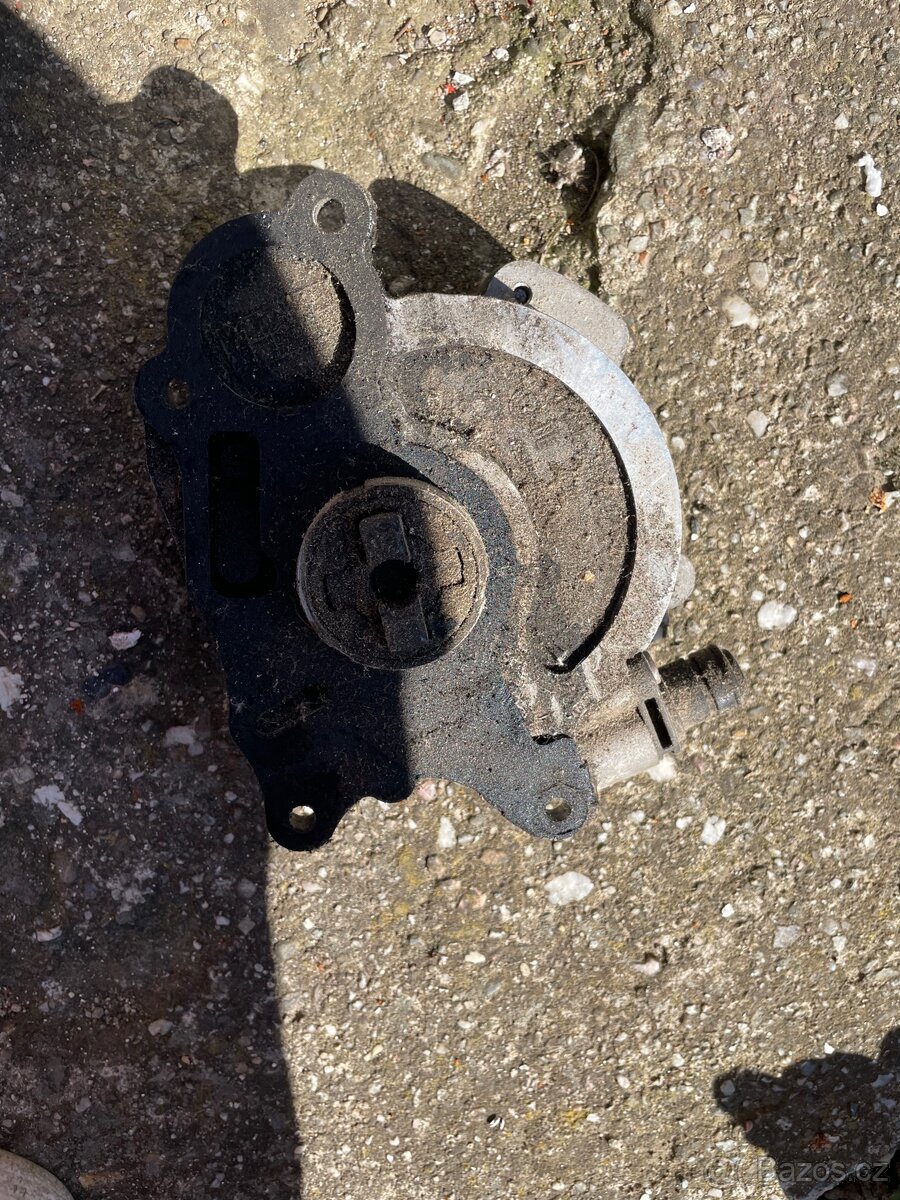 Díly na octavia 2 - 10