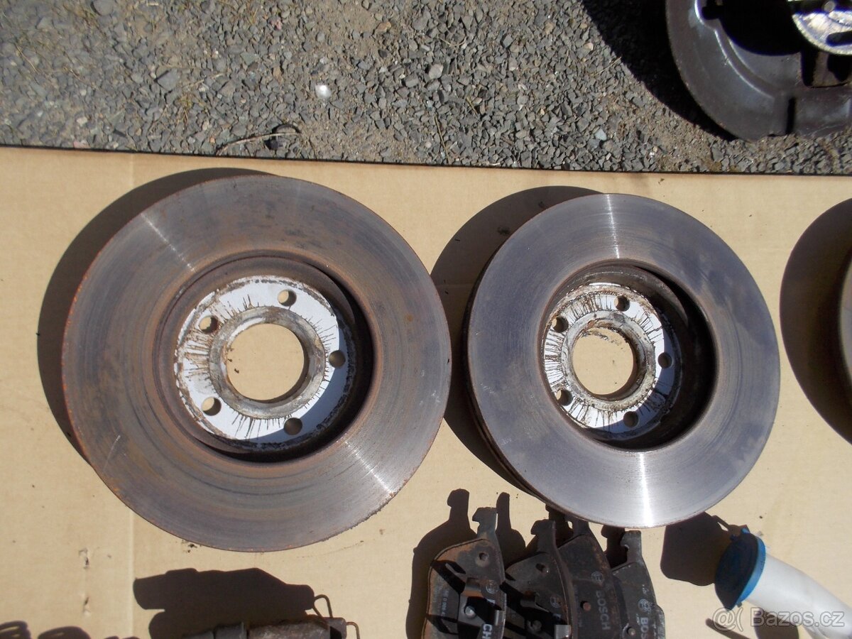 Díly 7. ford Focus III 1.0 EcoBoost 74kw - 10