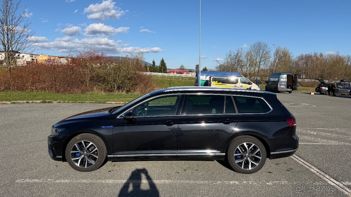 Prodám VW Passat b8,5 variant GTE hybrid - 10