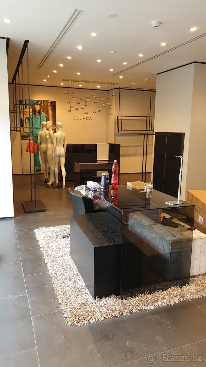 Vybavení třech luxusní prodeje - 10