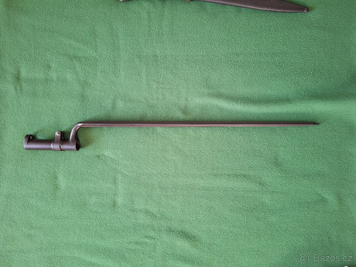 Starý vojenský materiál - 10