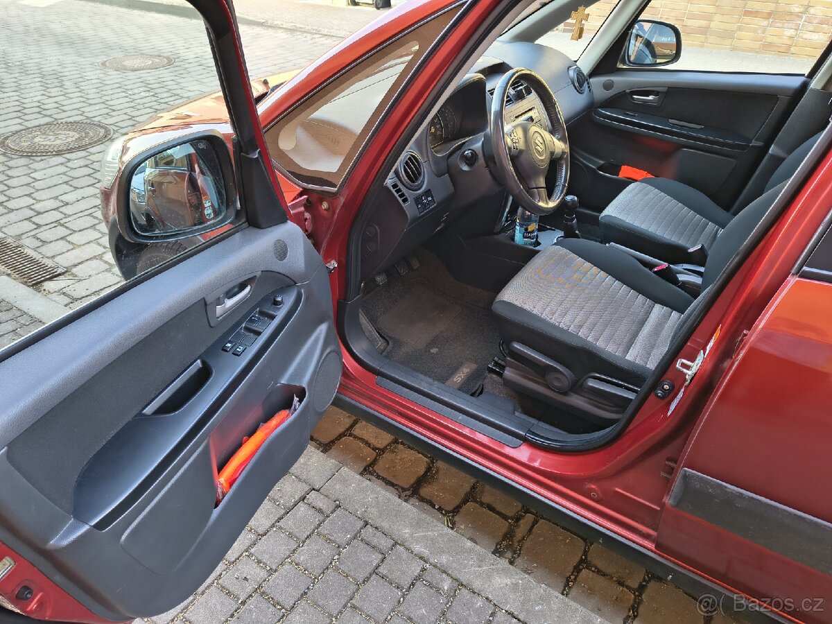 SUZUKI SX4 1.6 benzín - 10