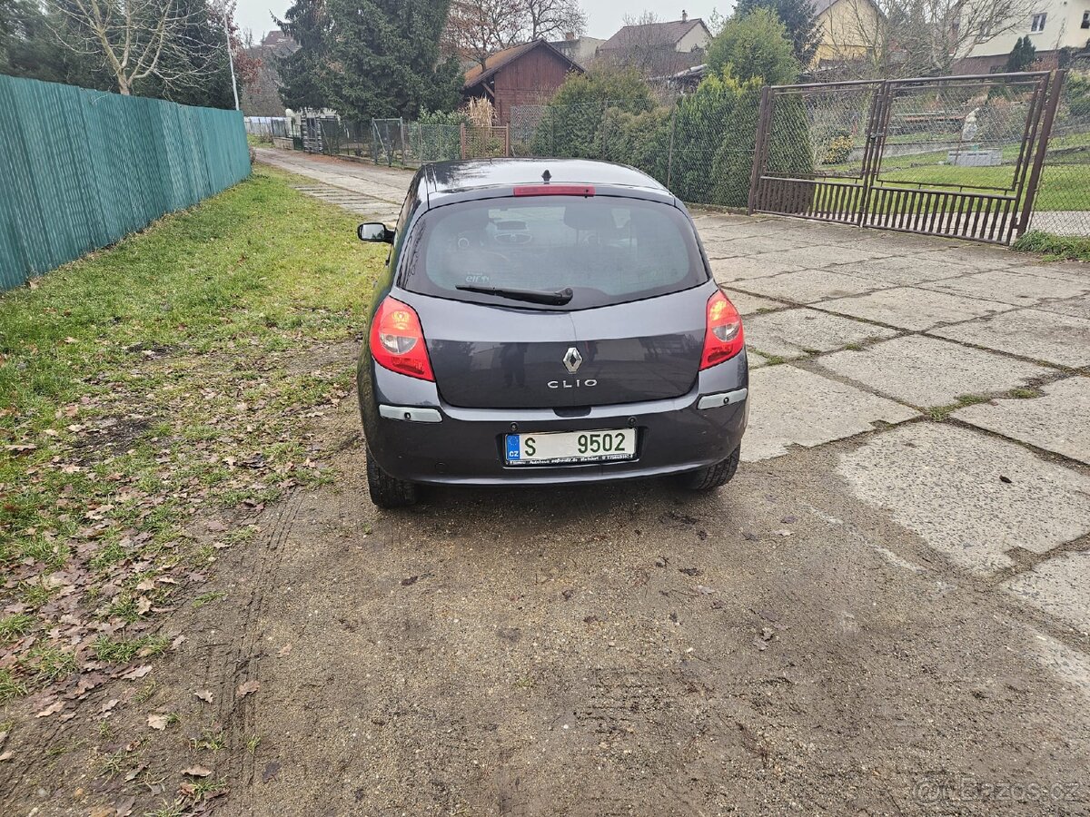 Renault clio 3 - 10