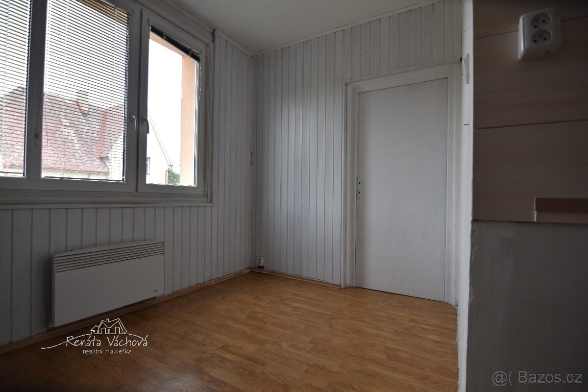 prodej, byt 3+1, 72 m2 , Petrovice okr.Rakovník - 10