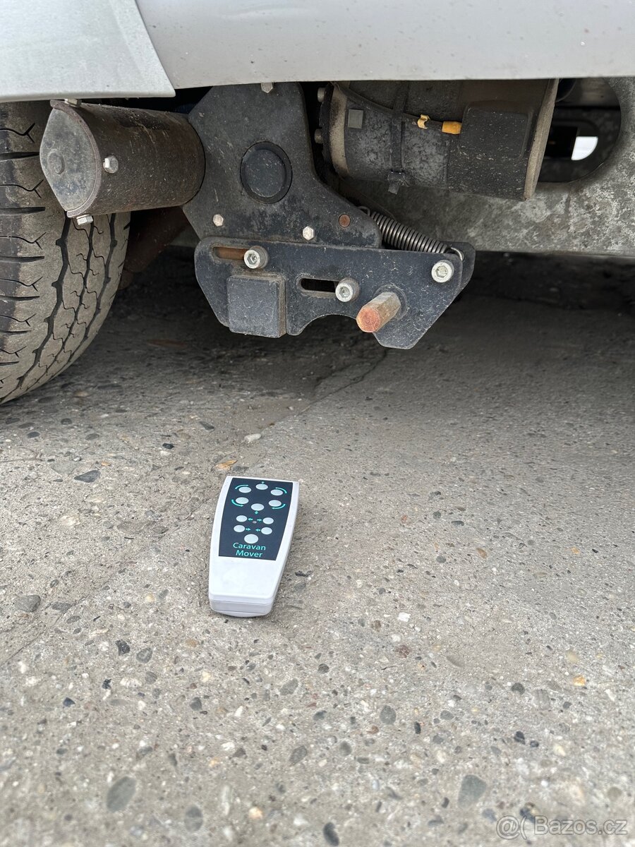 Prodám karavan přívěs Burstner r.v. 2011 - 10