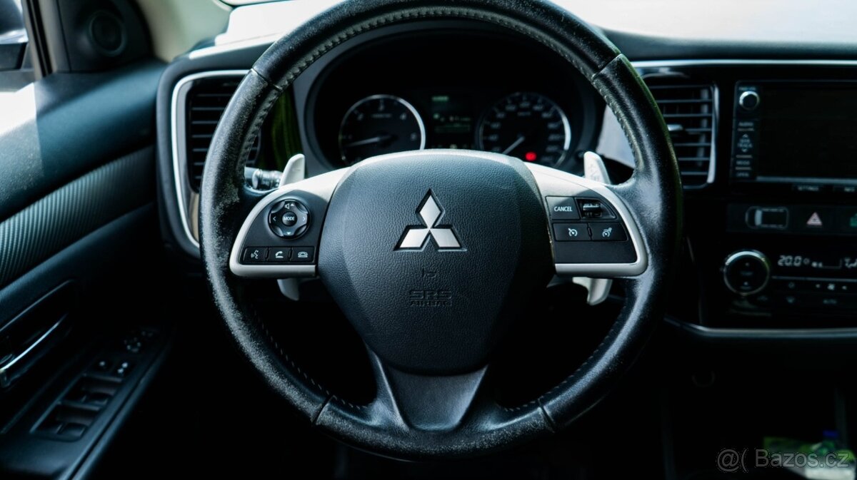 Mitsubishi Outlander 2.2 DI-D Instyle A/T - 10