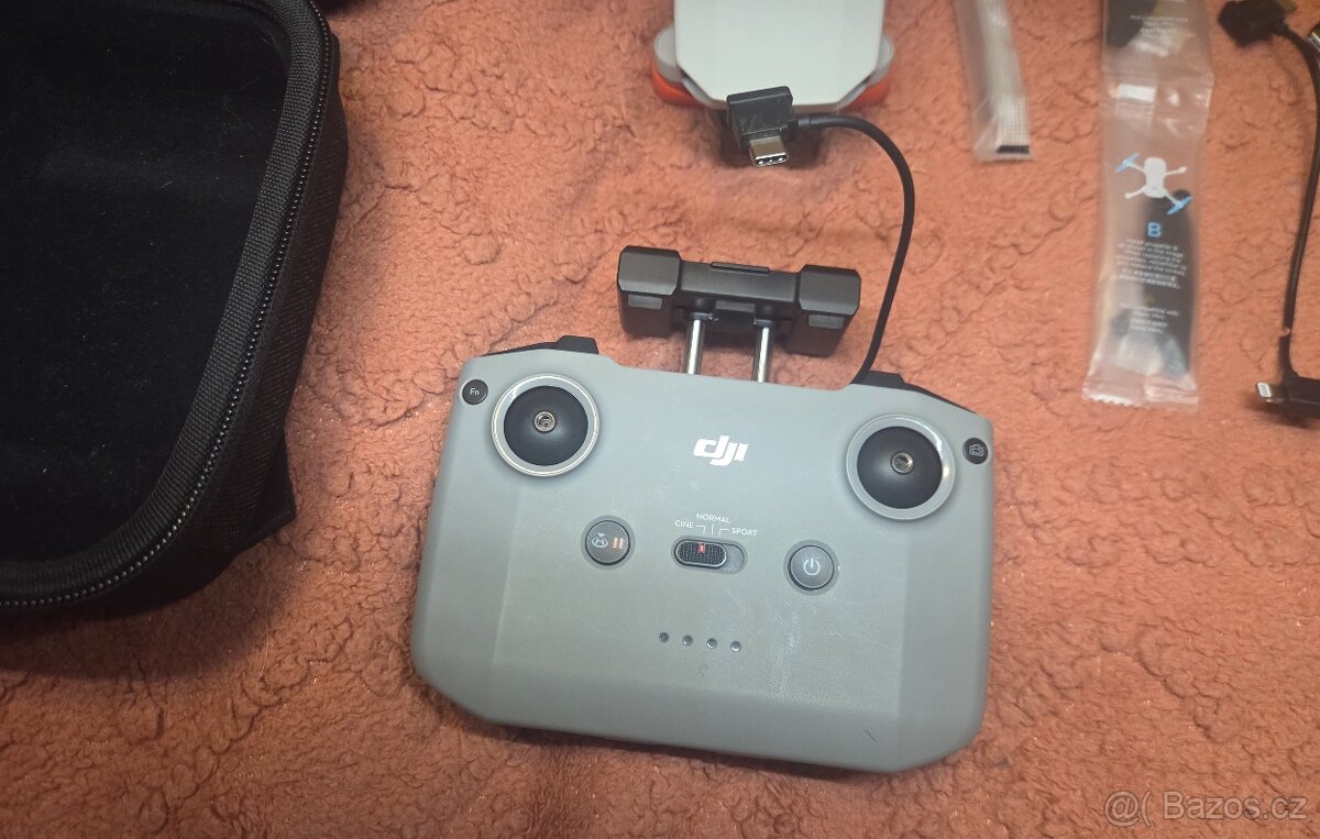DJI Mini 2 SE (kat. C0) jako nový, 19 cyklů, pouzdro SD card - 10