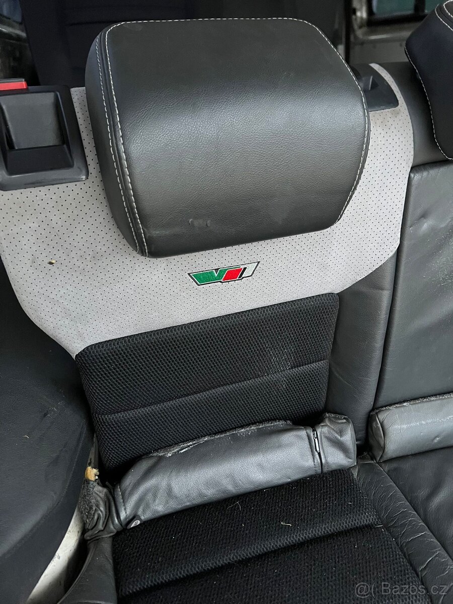 Škoda Octavia 2 RS sedačky - 10