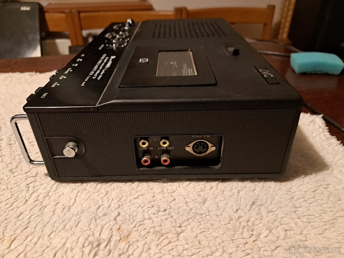 JVC CD-1635 reportážní tape deck - 10