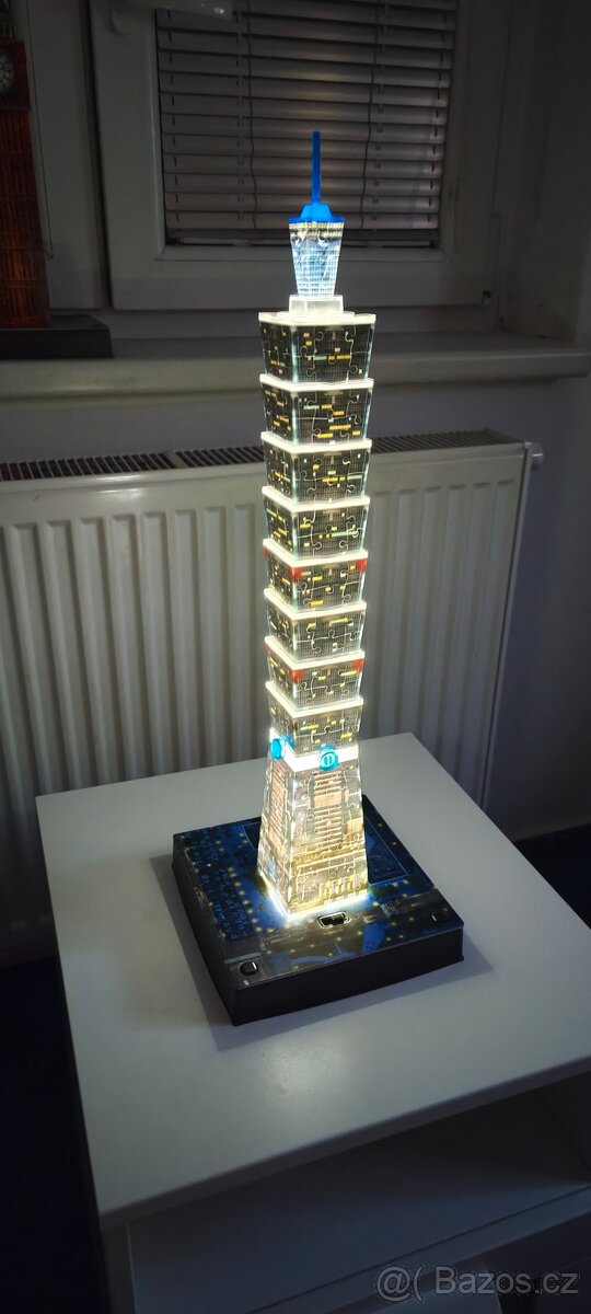 Ravensburger svítící 3D puzzle - 10