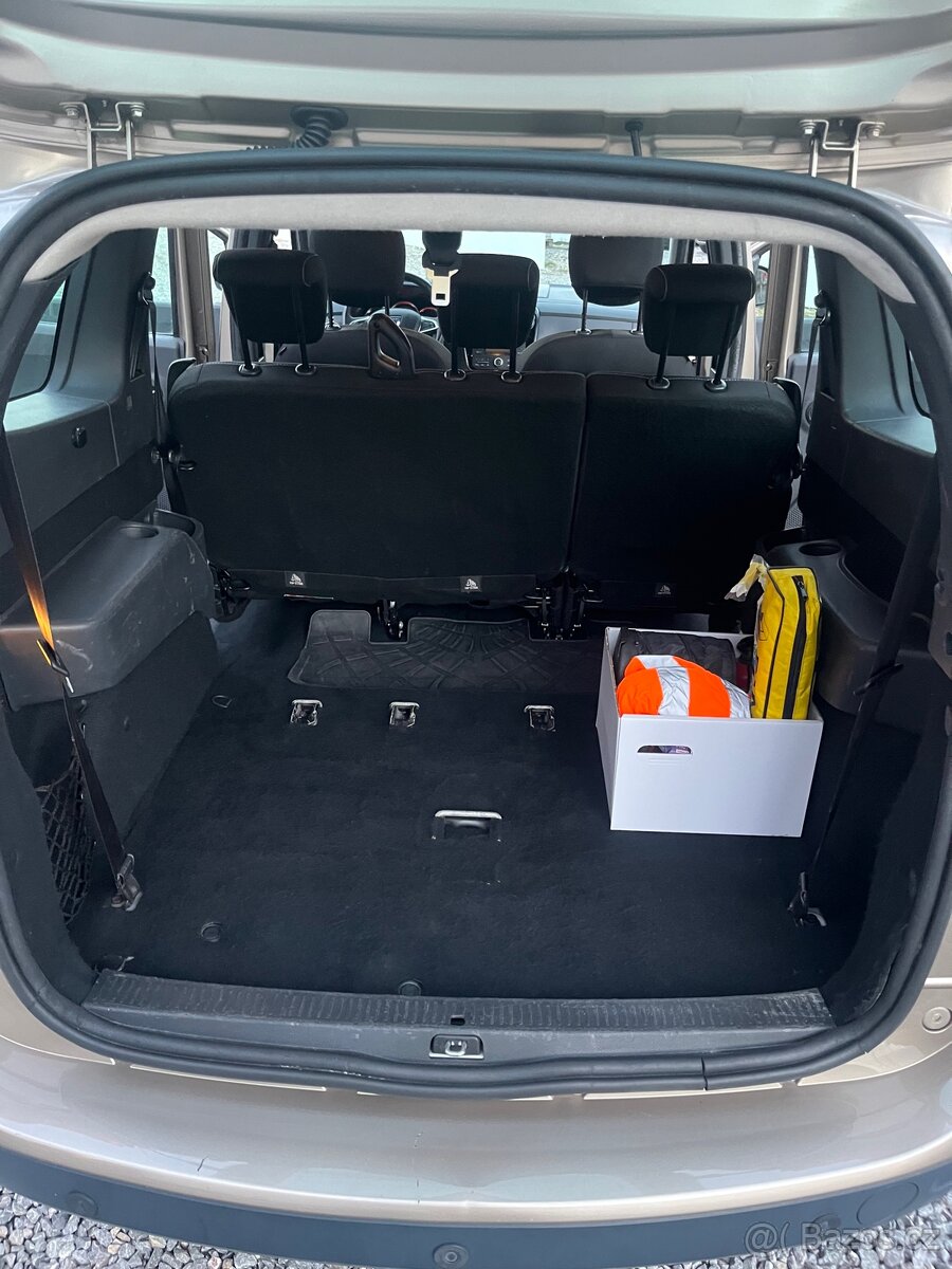 Dacia Lodgy - 1.6 - 75kw - 10