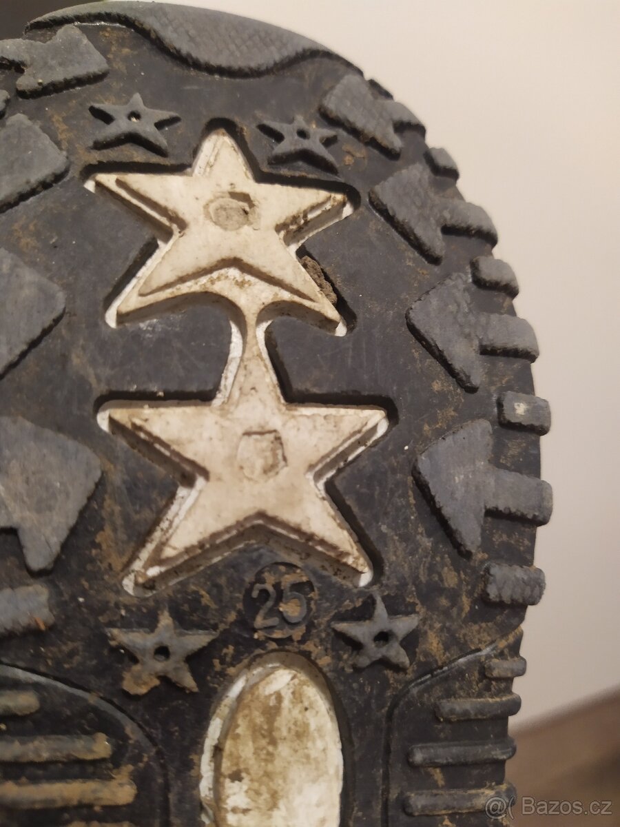 Dětské boty, papuče, gumáky, sandály apod. (A) - 10