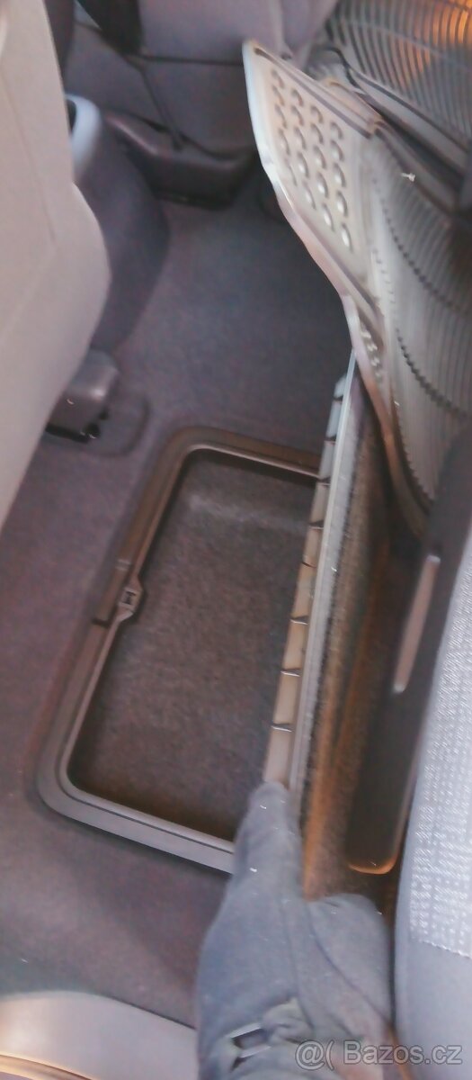 Prodám Renault Grand Scenic 1,9TDI,96Kw - 10