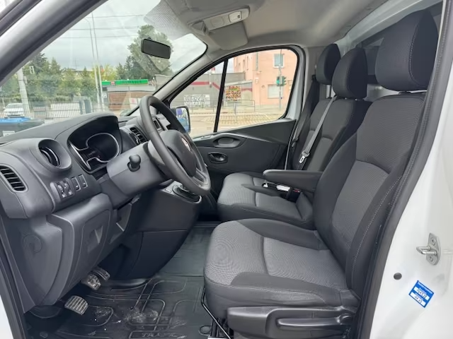 Renault Trafic 2.0 dCi 120 Komfort, 2020, LED 2xBOČNÍ DVEŘE - 10