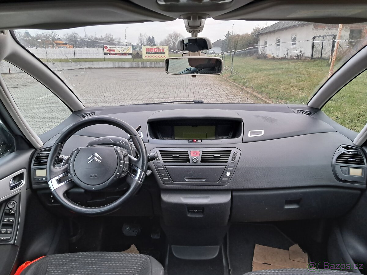 Citroën C4 Picasso 2.0 HDI 16V - 10