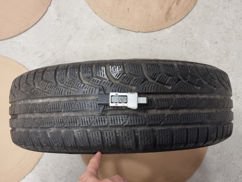 zimní originál AUDI Q3 6,5x17" 5x112 ET33 s pneu 215/60 R17 - 10