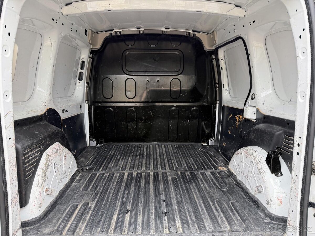 Renault Kangoo 1.5 dCi - 10