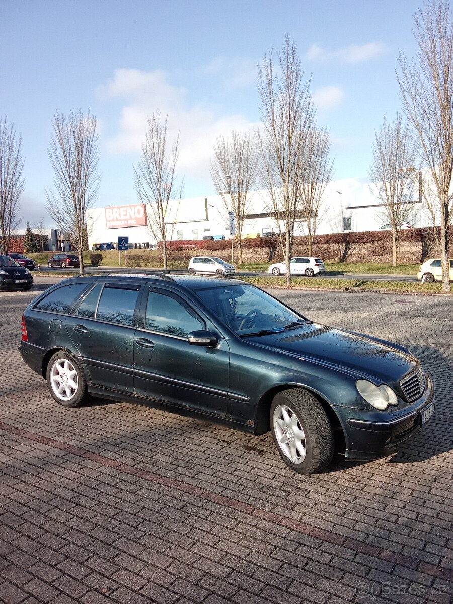 Prodám-Mecedes Benz W203,Combi,C270cdi-125kw,r.v.2002 - 10