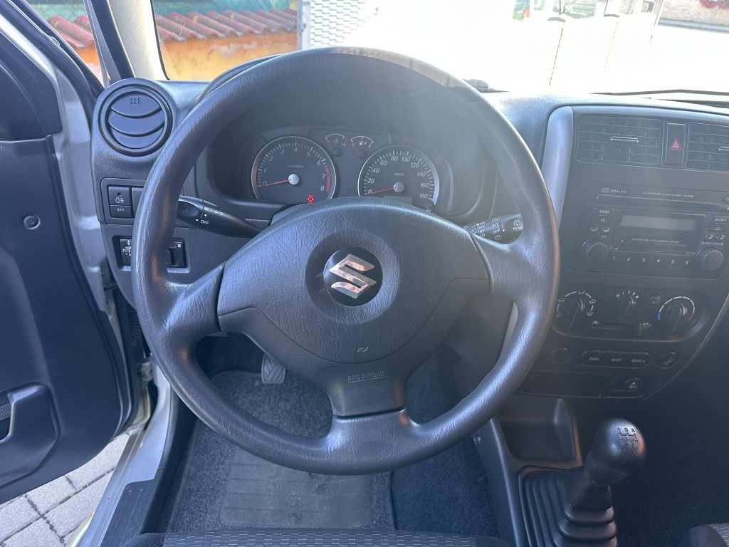 Suzuki Jimny 1.3i 63kW 4x4 serviska - 10