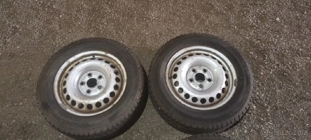 Zimní sada Vw T5 5×120 pěkný vzorek - 10