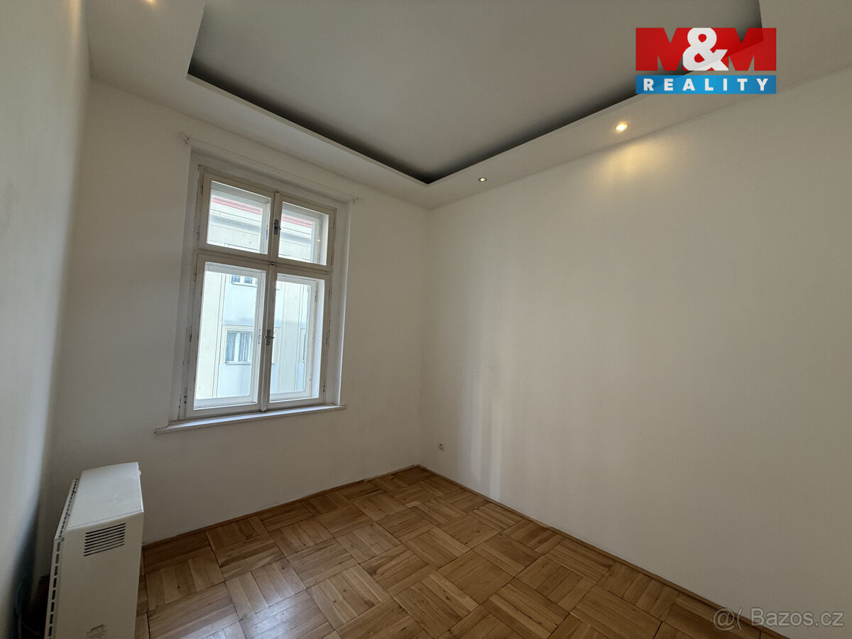 Pronájem bytu 3+1, 53 m², Praha, ul. Sladkovského náměstí - 10