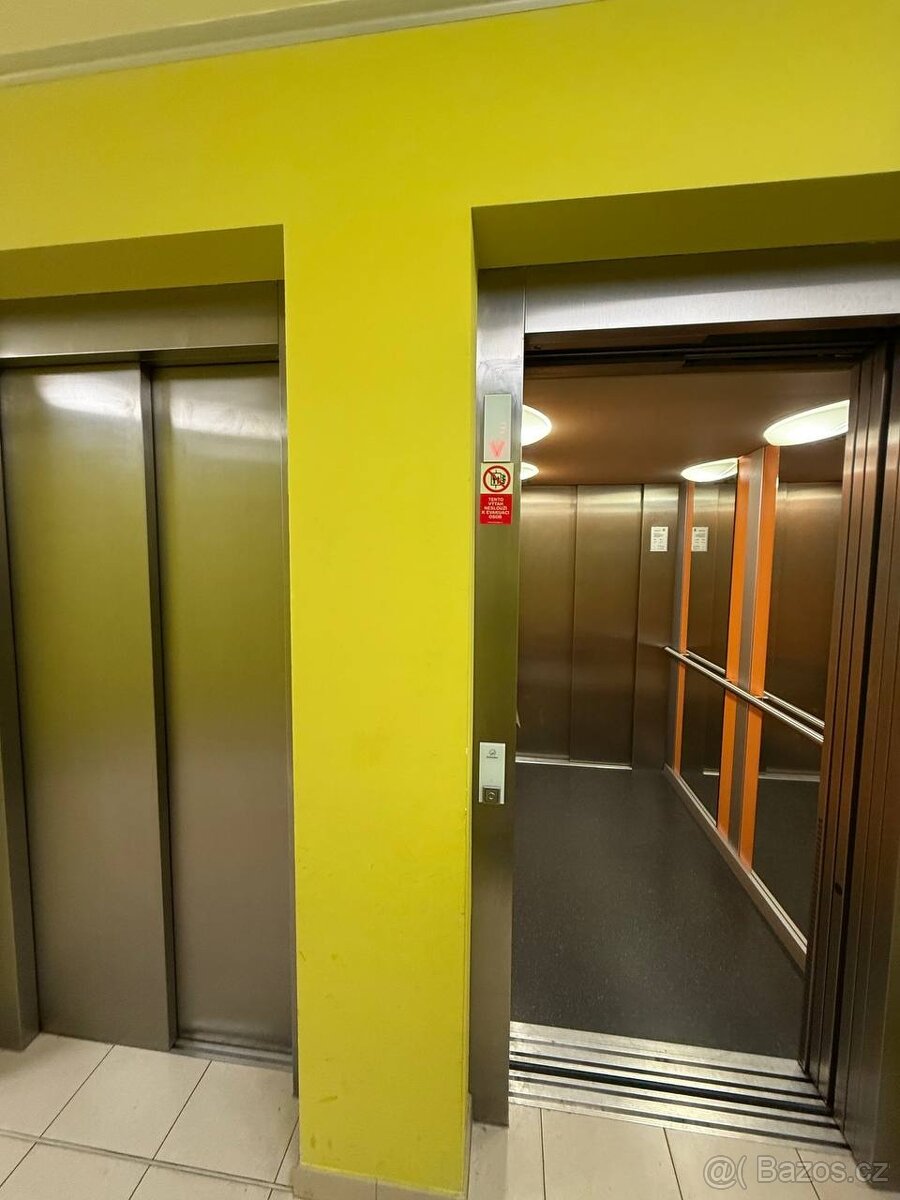 Pronájem bytu 1+kk, 43 m² – Praha 9, Libeň, ul. Ocelářská - 10