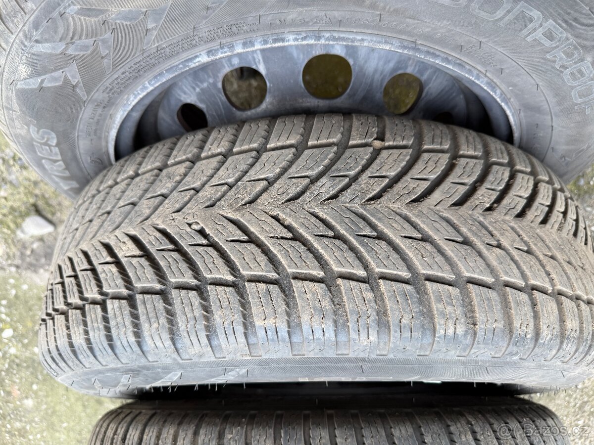 Zimní sada BMW - 5x120 - 195/65/15 vzorek 7,5mm - 10