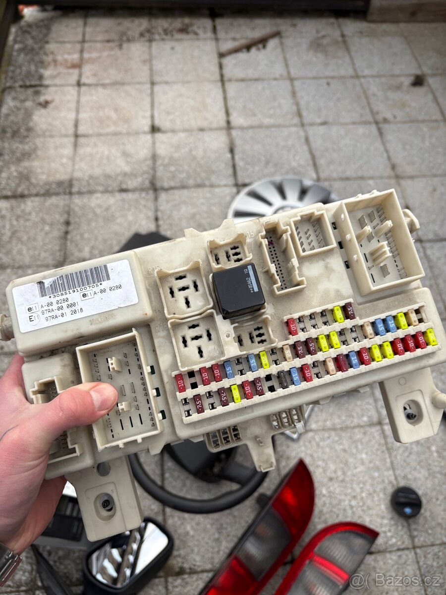 Díly Ford Focus mk2 - 10