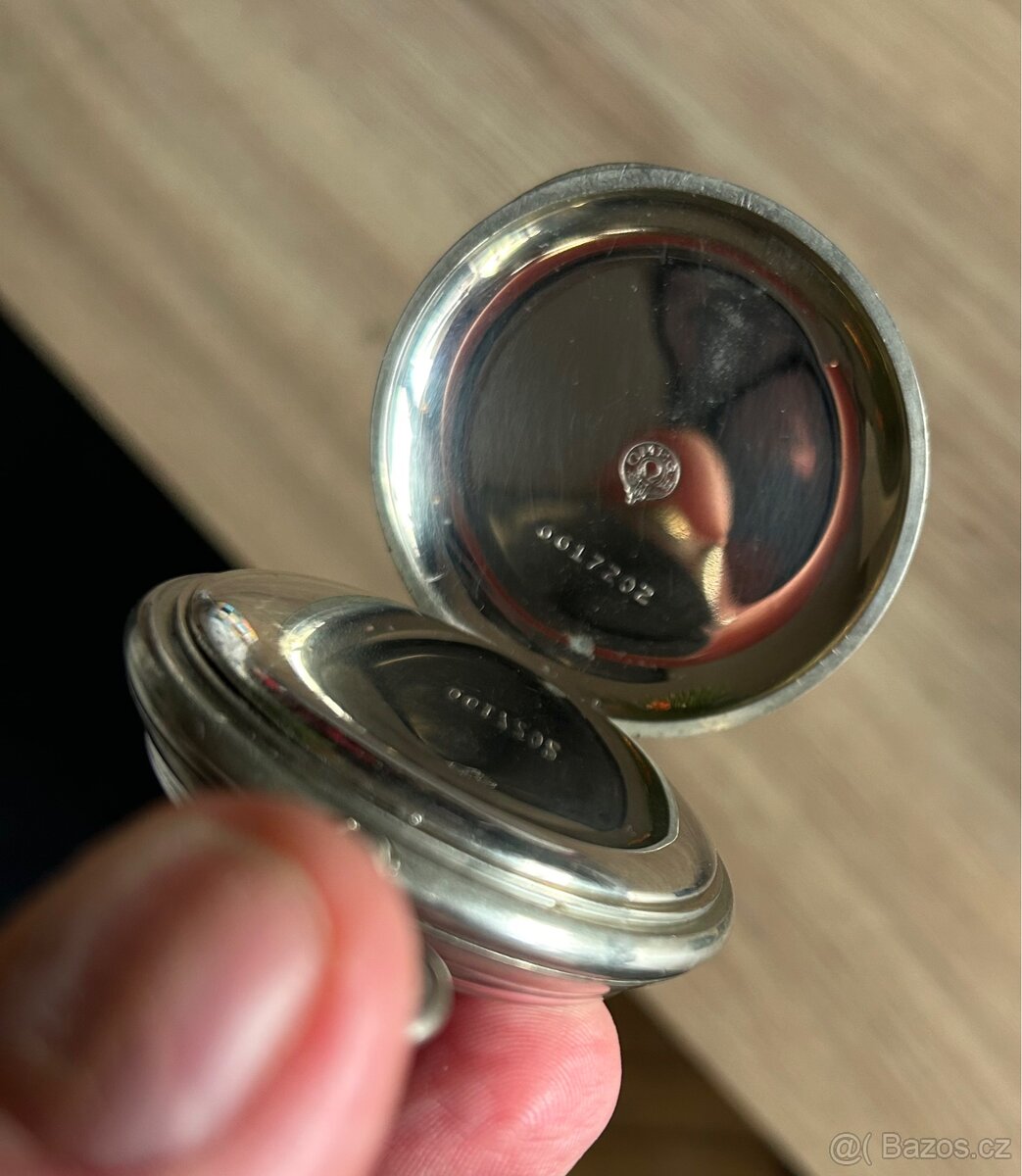 Starožitné kapesní hodinky OMEGA - 10