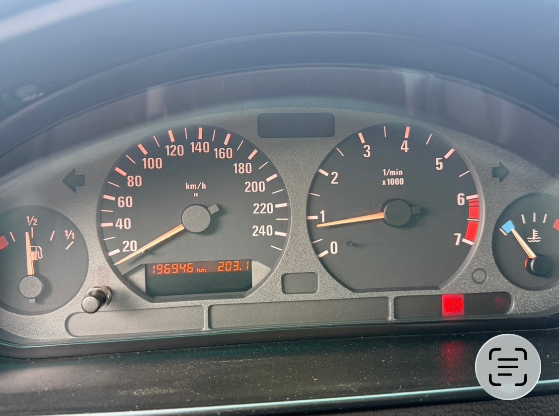 BMW 316i Compact - 10