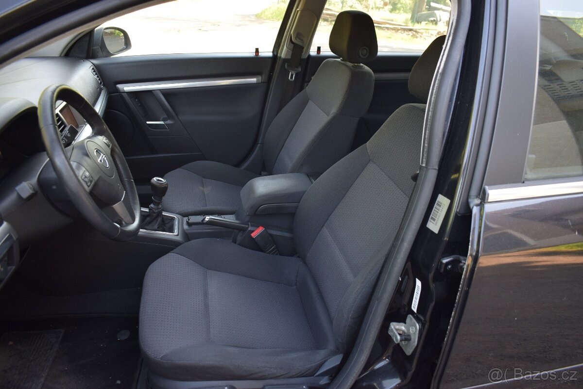 Opel Vectra 1,8 16V BEZ KOROZE,SUPER STAV - 10