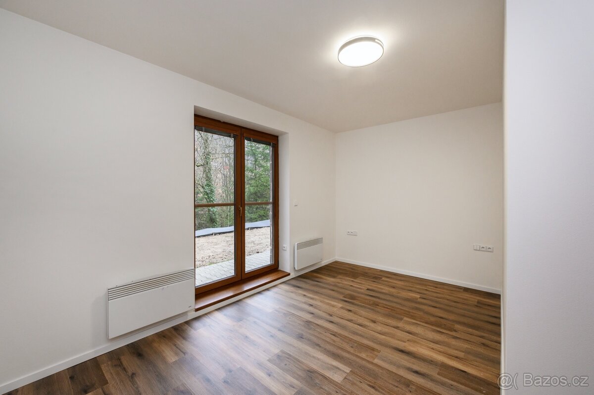 Prodej, Byty 2+kk, 184 m² - Železná Ruda, ev.č. 00033 - 10
