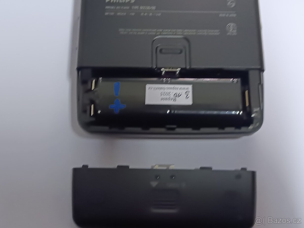 PHILIPS DCC 130 Walkman na digitální kazety + 1 DCC kazeta - 10