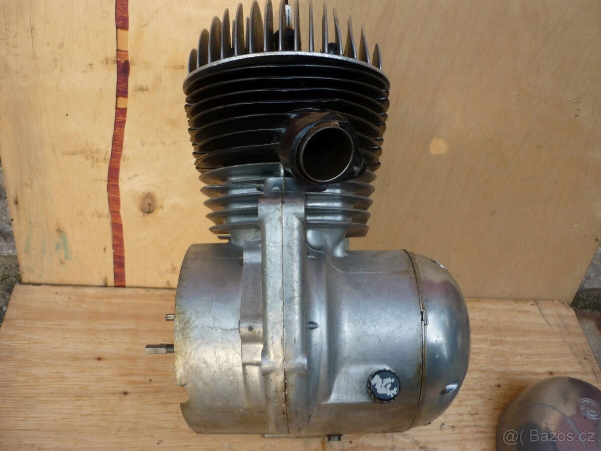 ČZ 128/453 nový motor uloženka - 10