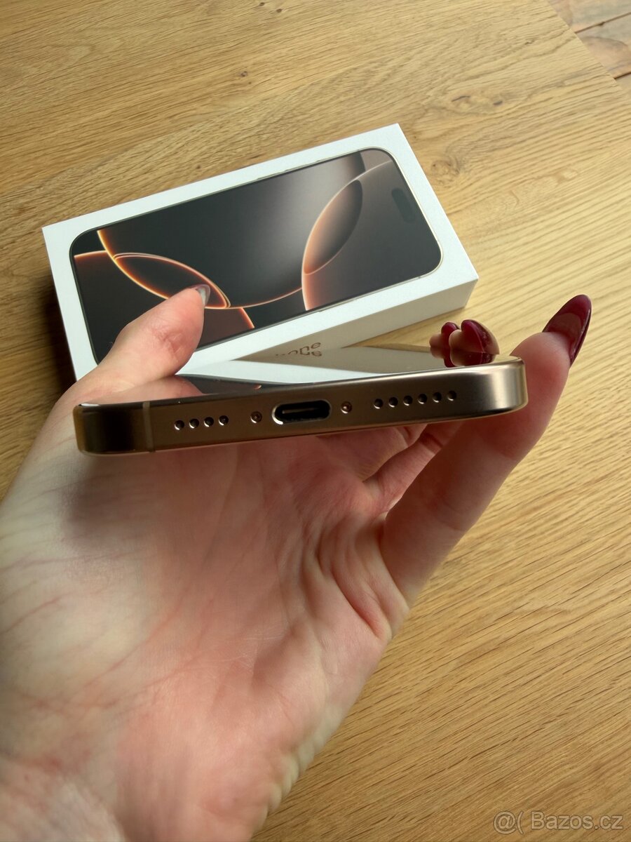 Apple iPhone 16 Pro Max 256 GB Desert Titanium - 10