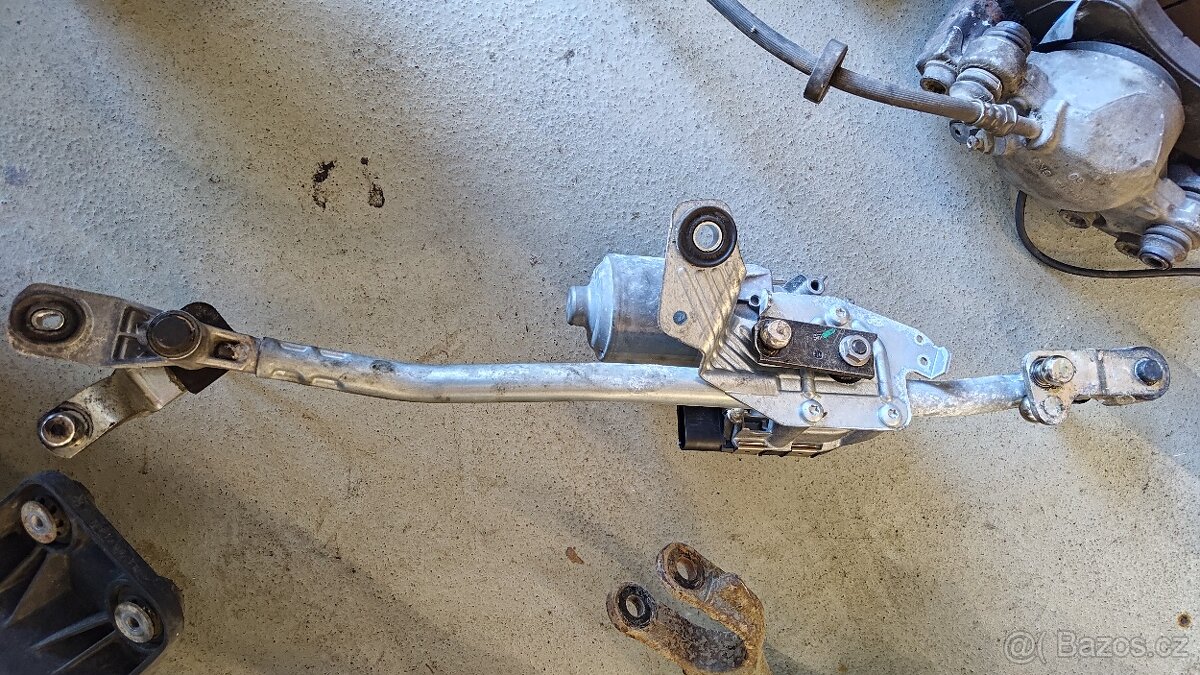 Díly na Audi A6 C7 rok výroby 2014 - 10