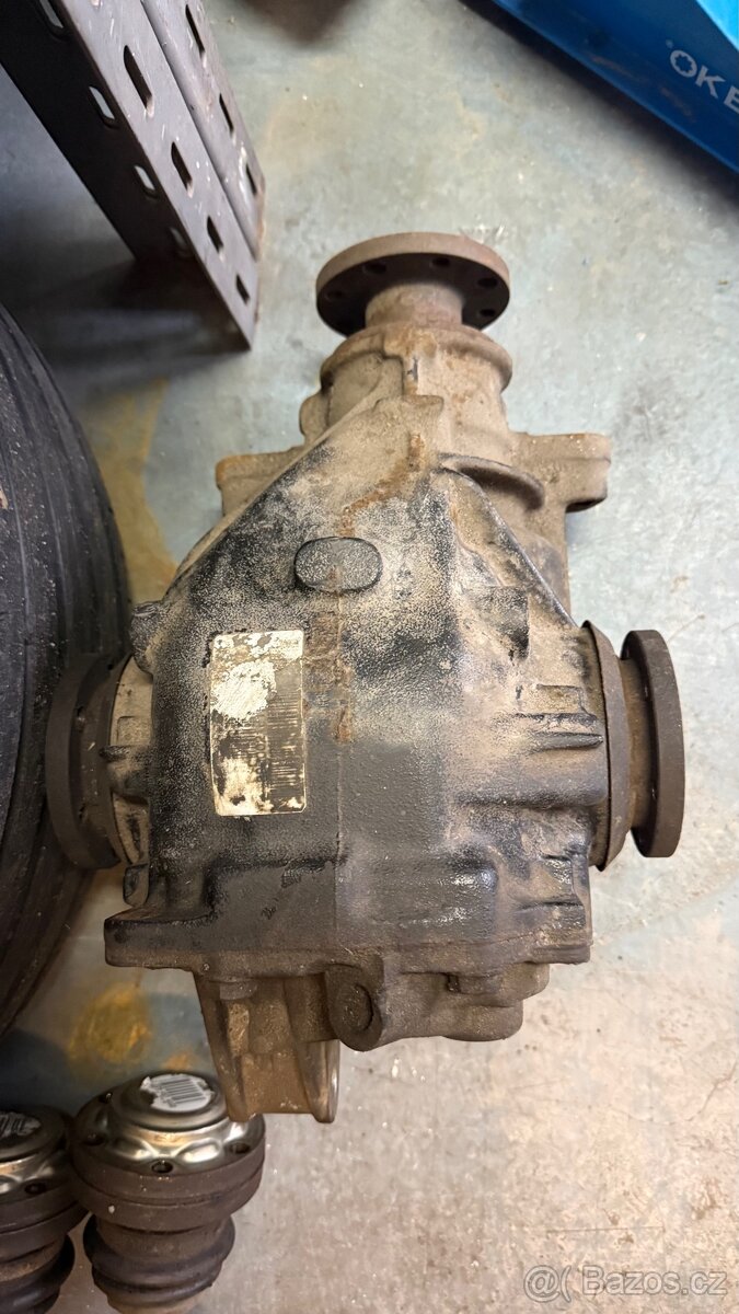 BMW E46 328ci na díly M52B28 - 10