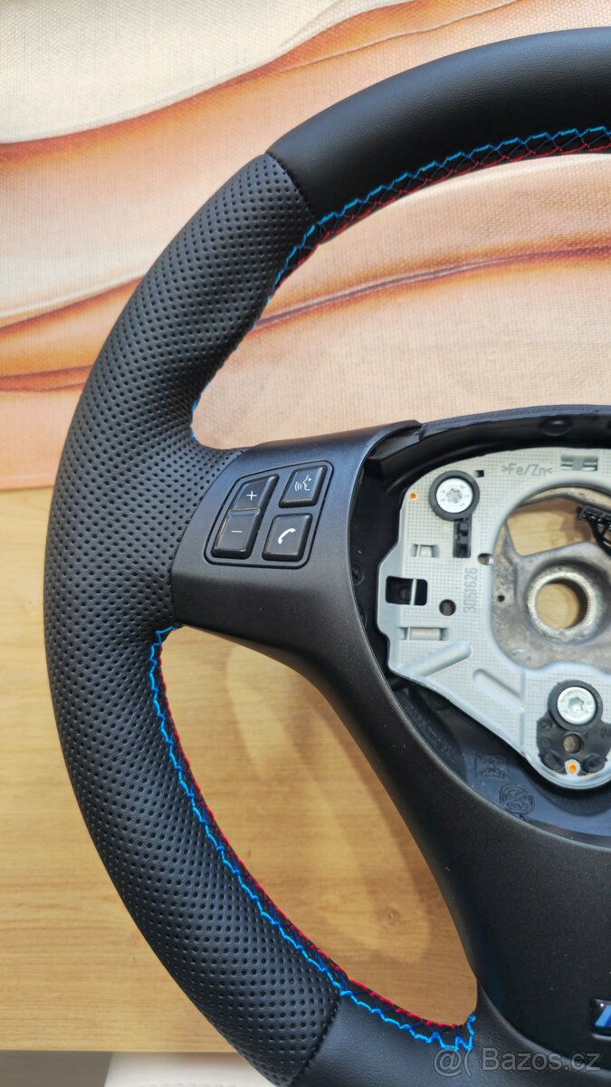 VOLANT BMW E90 E91 E92 E93 E82 M sport E90M - 10