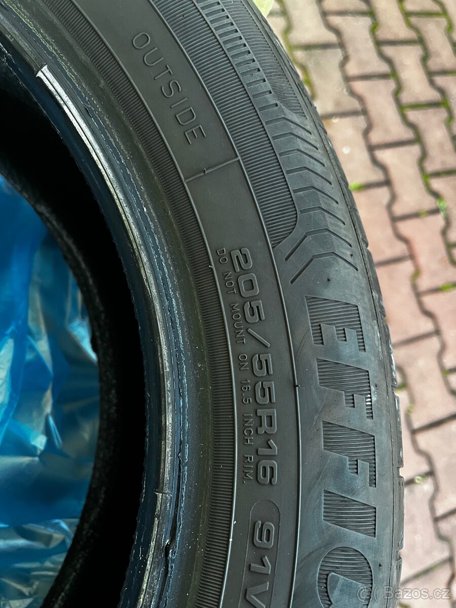 GOODYEAR Efficient Grip 16” letni - 10
