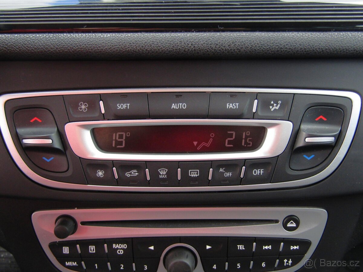 Renault Mégane 1.5 dCi , 81 kW nafta, 2011 - 10