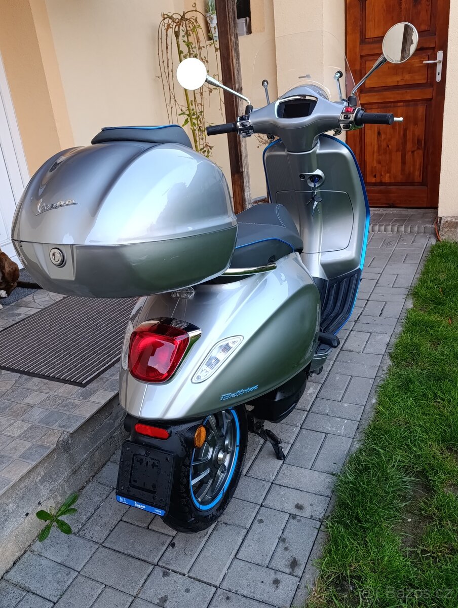 Vespa elettrica primavera - 10
