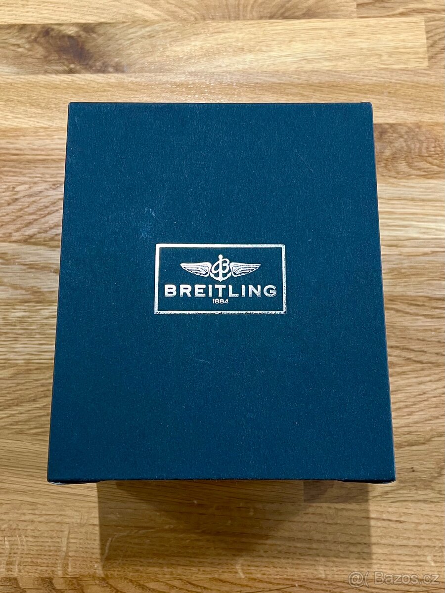 Breitling Super Avenger - 10