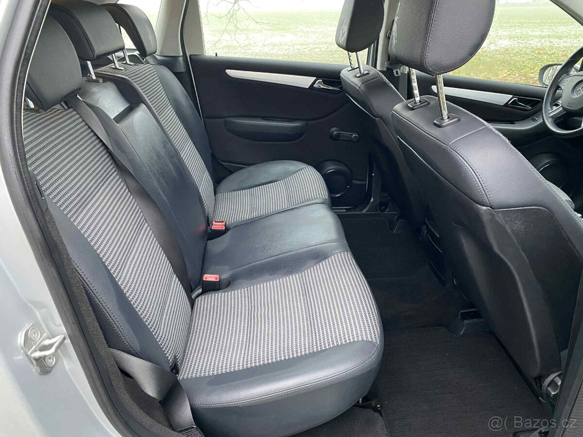 Mercedes-Benz B180 Automat - 10