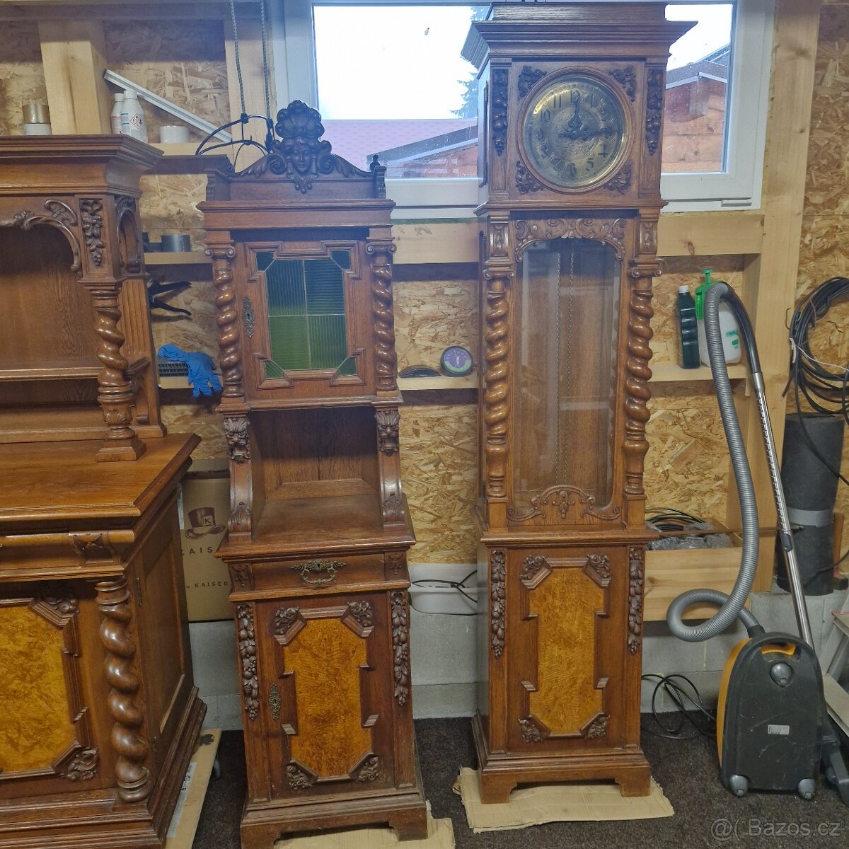 Starožitný nábytek - 10