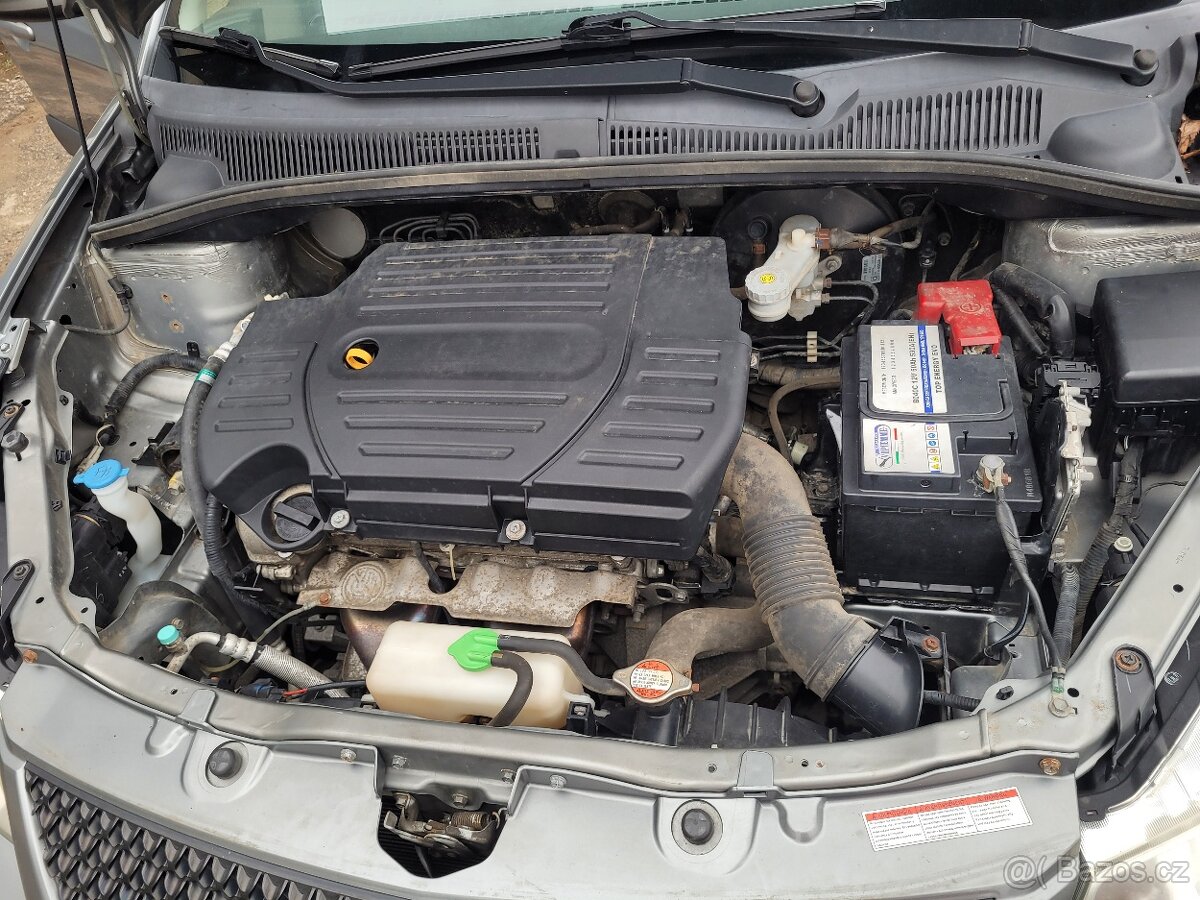 Suzuki SX4 - 10