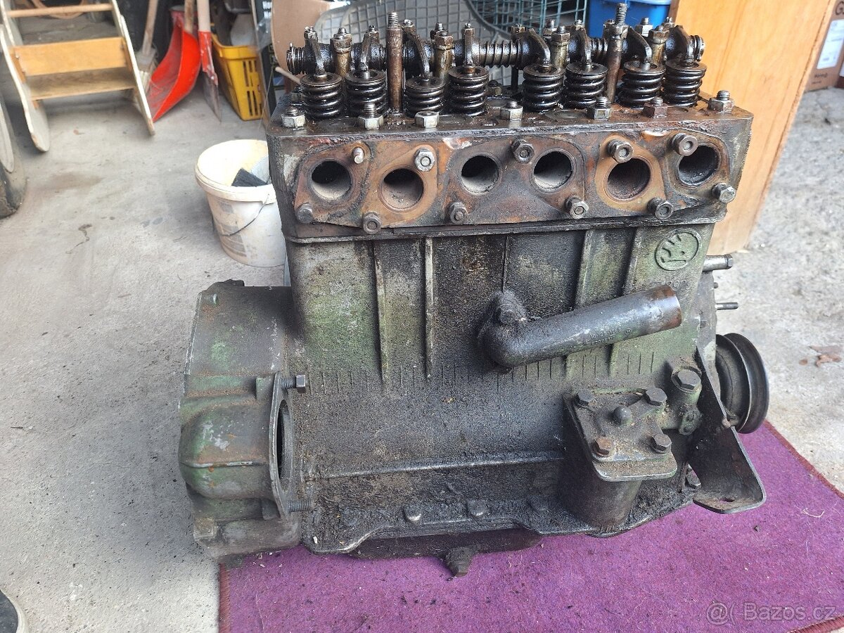 Motor a převodovka škoda 1203 - 10